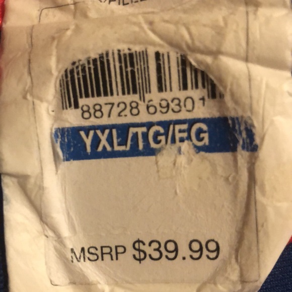 Womens Brand New Under Armour Sweater - Picture 4 of 4